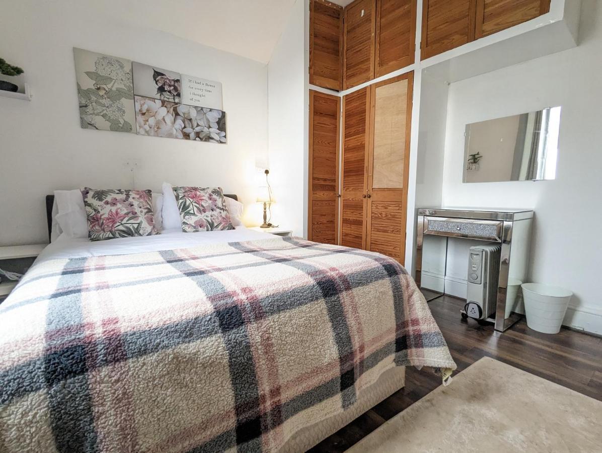 Whitchurch 1 Bedroom Apartment Cardiff Eksteriør billede